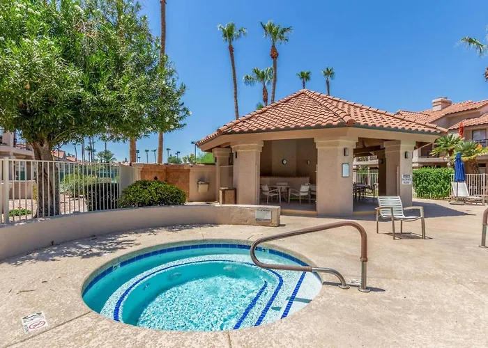 2 Bedroom 2 Bathroom With Pickleball * Scottsdale