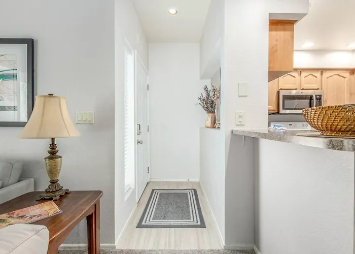 2 Bedroom 2 Bathroom With Pickleball Scottsdale